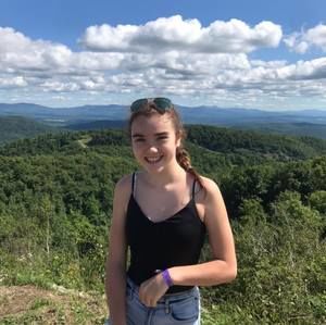 Meet your Posher, Lauralie